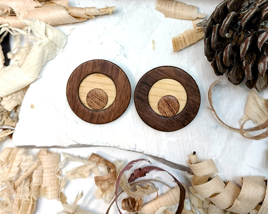 Round stud earrings "The Pine Eye" from Pine, Iroko and Meranti wood