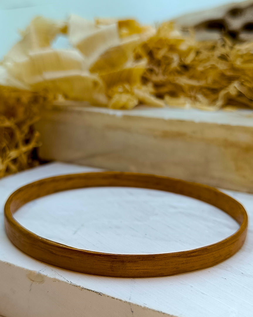 Wooden bented Bracel - The European Oak Slim Bangle
