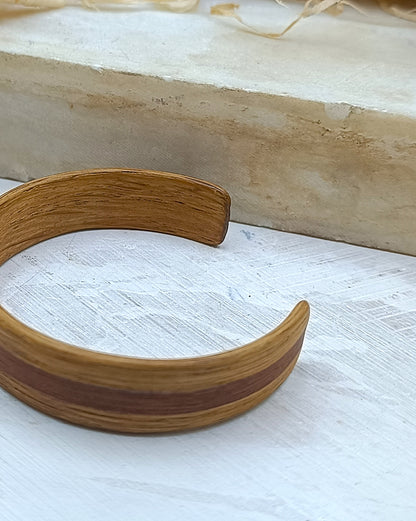 Wooden bented Bracel - The Oak Stripe Cuff