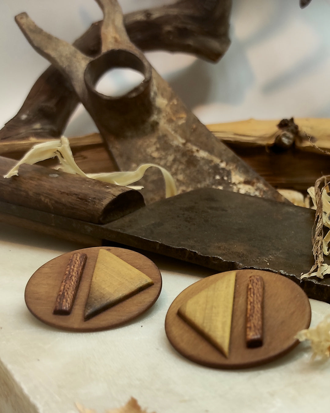 Round stud earrings "Play - Pause" from Walnut, Meranti and Zebrano wood