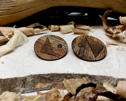 Round stud earrings  "The Oak Crown" from Meranti, Iroko and Oak wood