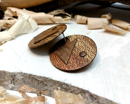 Round stud earrings  "The Oak Crown" from Meranti, Iroko and Oak wood