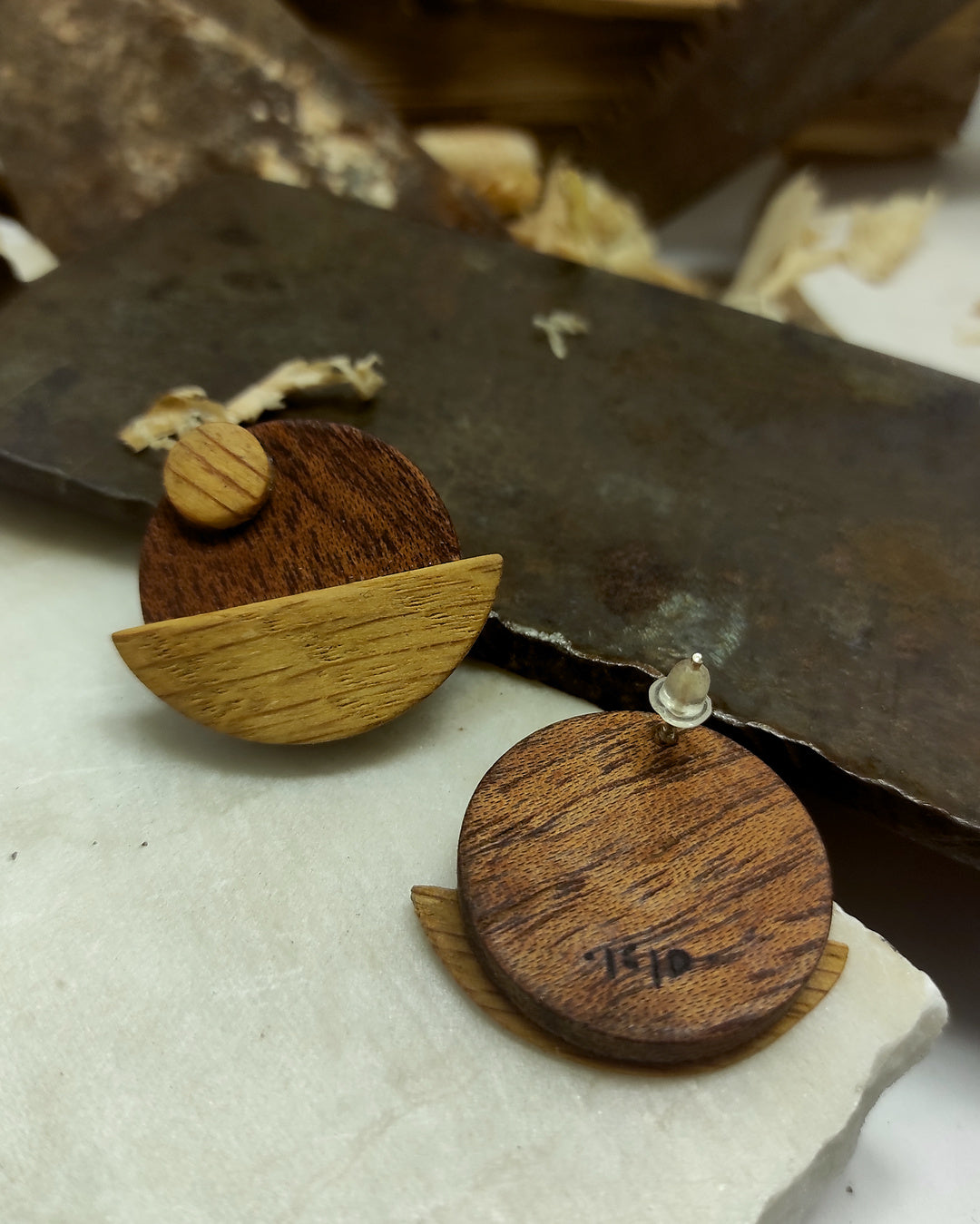 Round stud earrings "Sunrise Over the Ocean" from Meranti, Pine and Oak wood