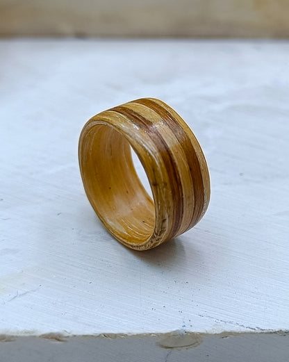 Wooden bented Ring - The Grainline Band