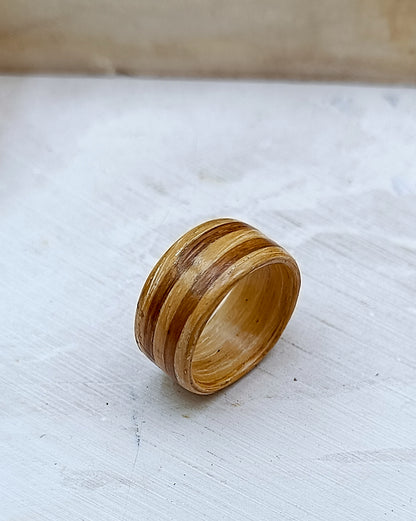 Wooden bented Ring - The Grainline Band