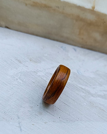 Wooden bented Ring - The Rustic Shadow Band