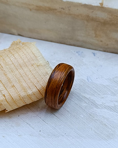 Wooden bented Ring - The Rustic Shadow Band