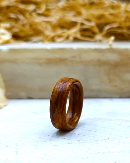 Wooden bented Ring - The Rustic Shadow Band
