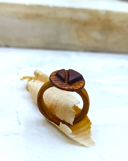 Wooden bented Ring - The Balanced Duo