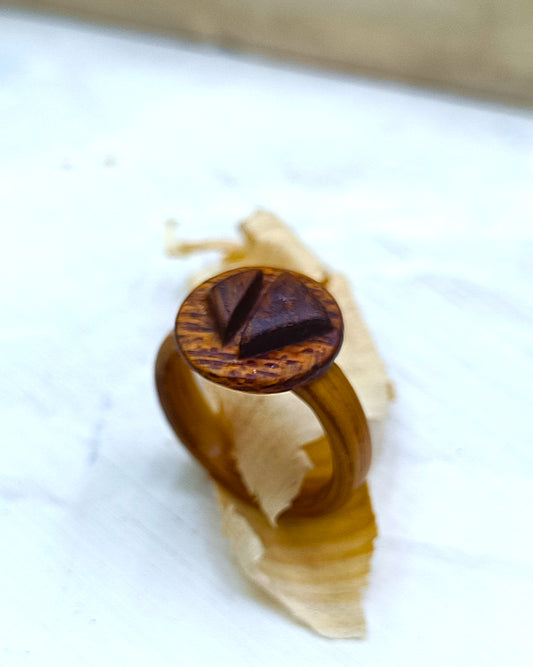 Wooden bented Ring - The Balanced Duo