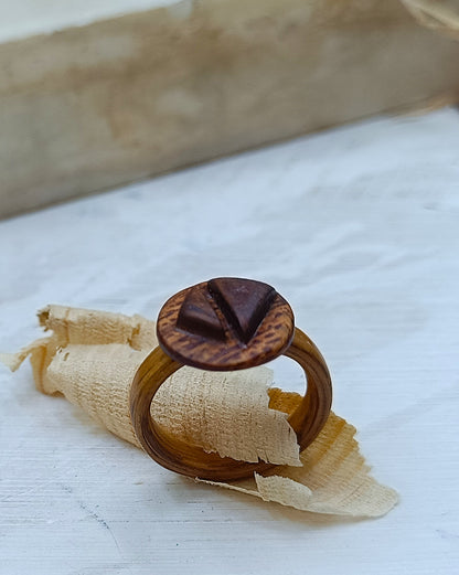Wooden bented Ring - The Balanced Duo