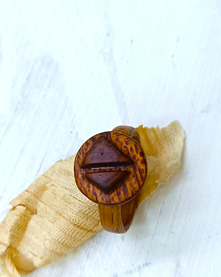 Wooden bented Ring - The Balanced Duo